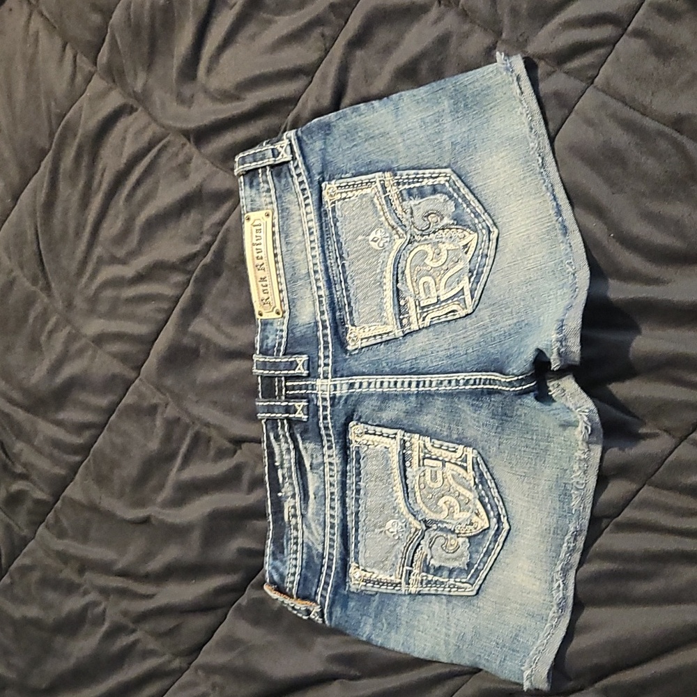 Rock Revival jean shorts size 32 NWOT